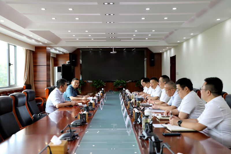 建工控股黨委委員、總會計師王淑德赴公司調(diào)研 - 副本